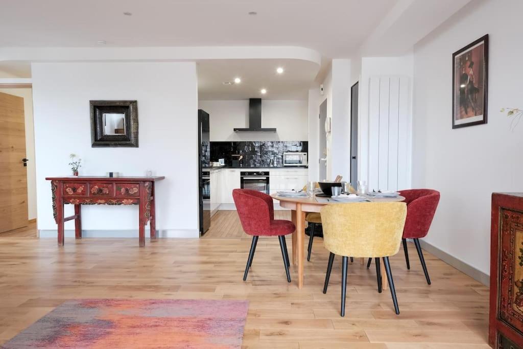 Le Joyau Des Parcs Classe 4 Etoiles Appartement Central Au Calme Avec Terrasse Vichy Luaran gambar