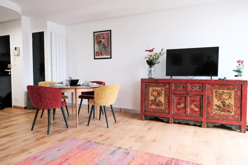 Le Joyau Des Parcs Classe 4 Etoiles Appartement Central Au Calme Avec Terrasse Vichy Luaran gambar
